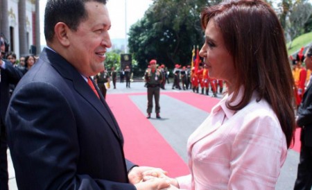 Politica “Cristina Kirchner se ha inspirado en las prácticas de Hugo Chávez” ELOCUENTE EXPOSICIÓN DE DIPUTADA VENEZOLANA