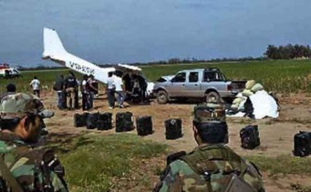 Cómo el poder político sustenta el narcotráfico CONTROLES INEXISTENTES Y UN NUEVO TERRITORIO NARCO 