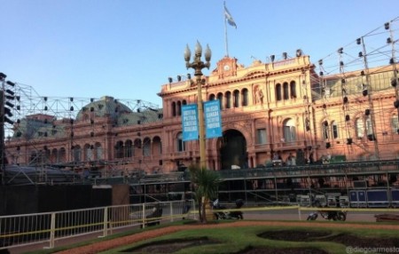 Década K: ¿2 millones y medio de pesos para el armado del escenario? CÓMO SERÁ EL FESTEJO